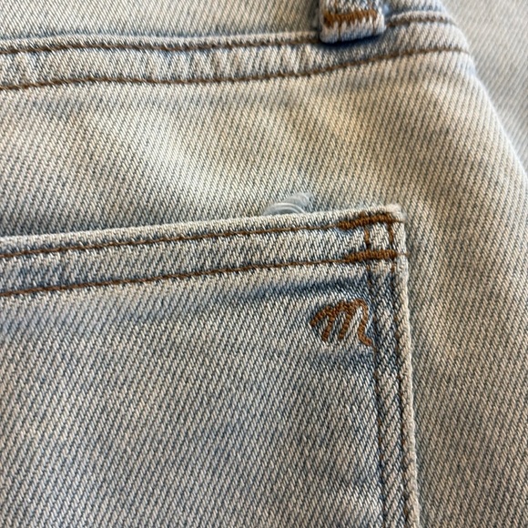 Madewell mid rise classic straight Light Wash Denim Jeans distressed size 25 - Picture 10 of 16